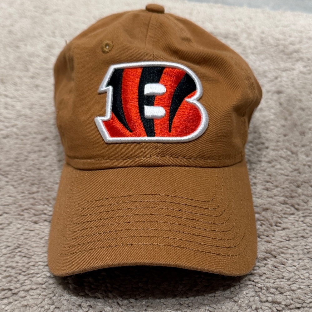 NWOT! New Era Brown, Cincinnati Bengals’ hat with logo, adjustable